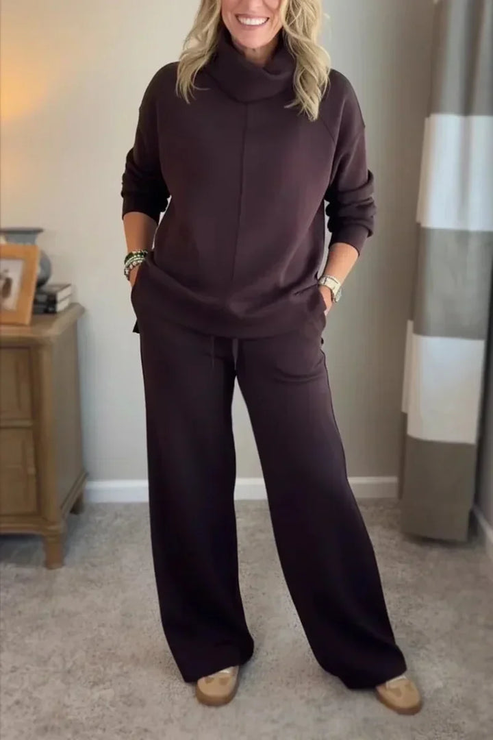 SOPHIE - TWO-PIECE LOUNGE SET