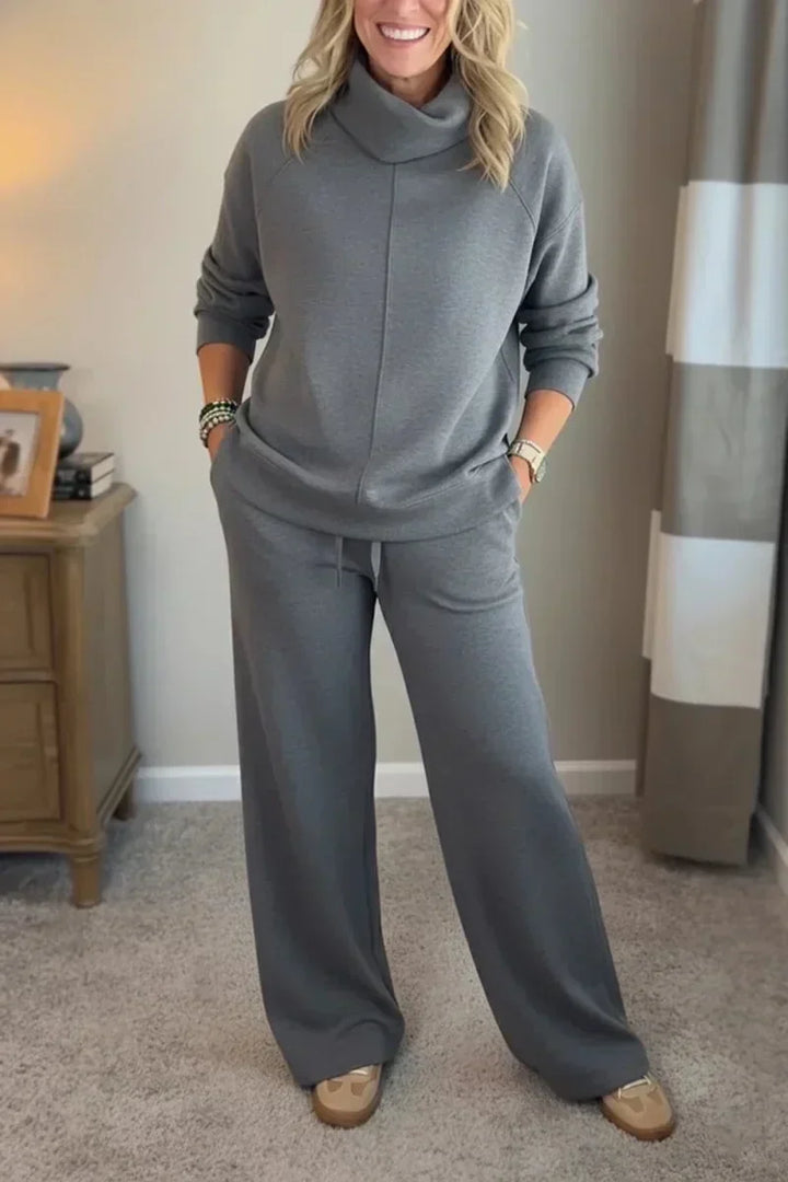 SOPHIE - TWO-PIECE LOUNGE SET