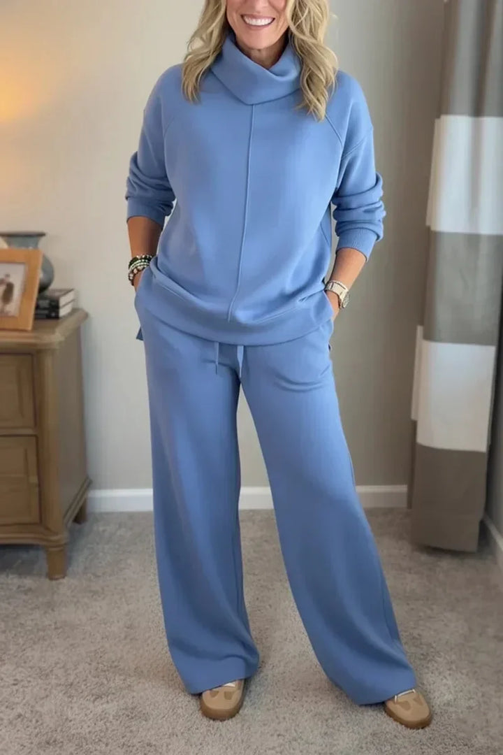 SOPHIE - TWO-PIECE LOUNGE SET