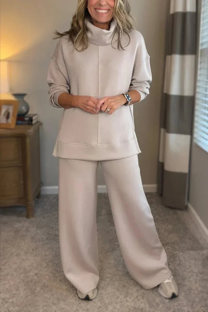 SOPHIE - TWO-PIECE LOUNGE SET